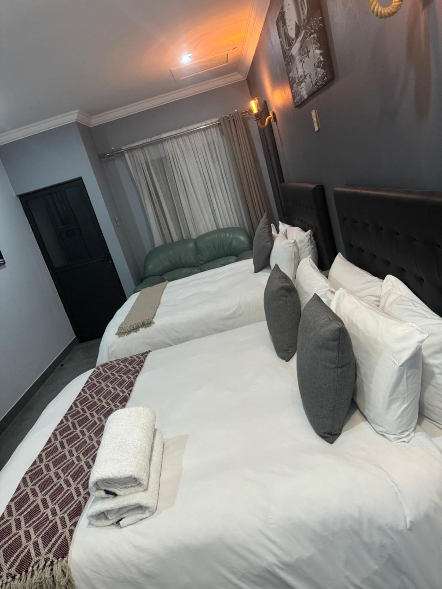 Kv Luxury Guest House Johannesburg Eksteriør bilde